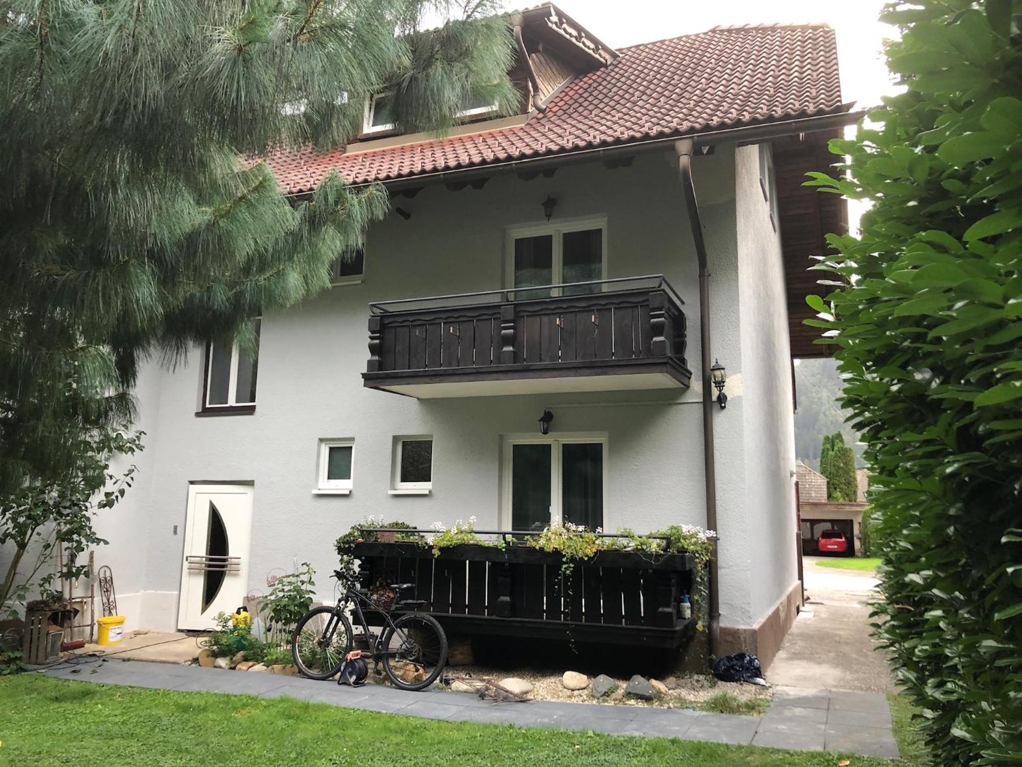 Appartement Kuhglocken Ferienhaus Fuenf Sinne Dobriach Exterior photo